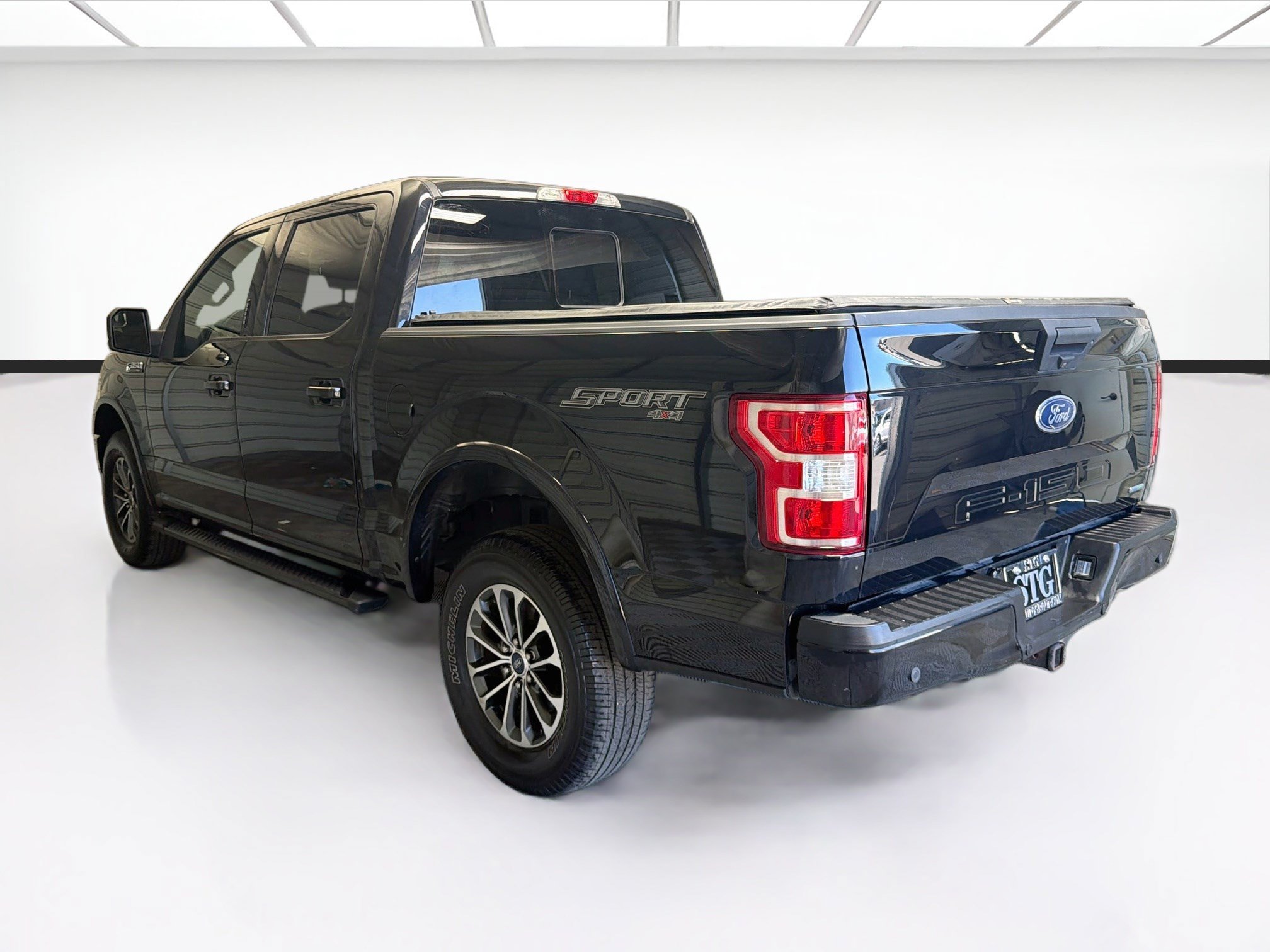 Used 2020 Ford F150 XLT w/ Equipment Group 302A Luxury AWD/4WD image 6