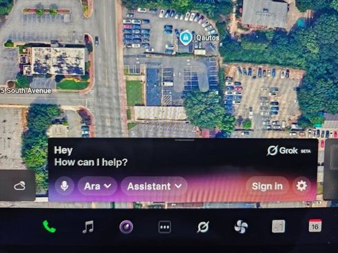 Used 2023 Tesla Model X image 39