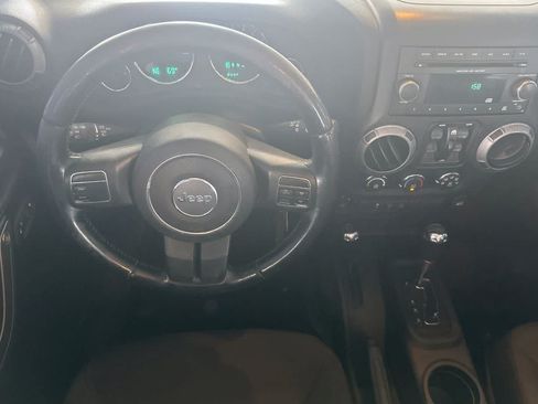 Used 2015 Jeep Wrangler Unlimited Sport w/ Quick Order Package 24S AWD/4WD image 14