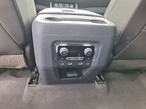 Used 2021 GMC Yukon XL Denali w/ Denali Premium Package RWD image 12