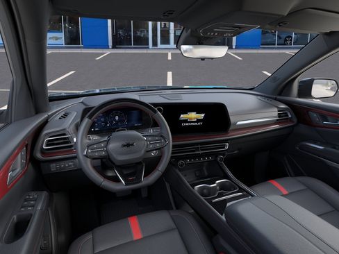 New 2026 Chevrolet Traverse RS w/ LPO, Floor Liner Package AWD/4WD image 39