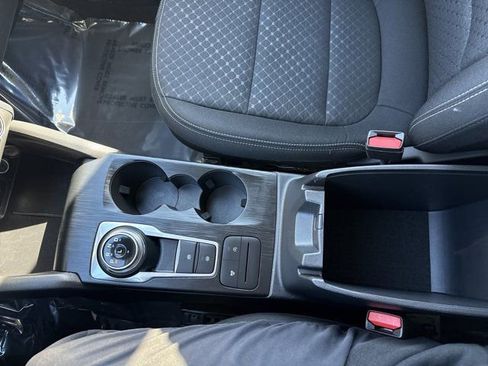 Used 2025 Ford Escape Active FWD image 18