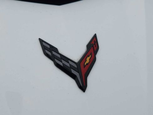 Used 2024 Chevrolet Corvette Stingray Coupe w/ 1LT RWD image 29
