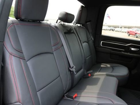 Used 2025 RAM 2500 Big Horn image 18