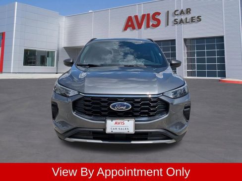 Used 2025 Ford Escape ST-Line AWD/4WD image 2