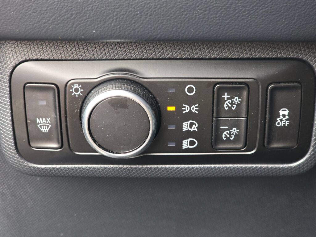 Used 2023 Ford Mustang Mach-E Select AWD/4WD image 22