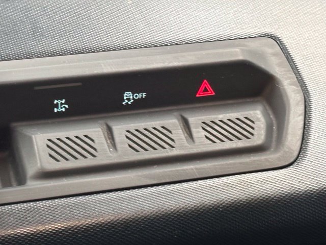 Used 2023 Ford Bronco Outer Banks AWD/4WD image 25
