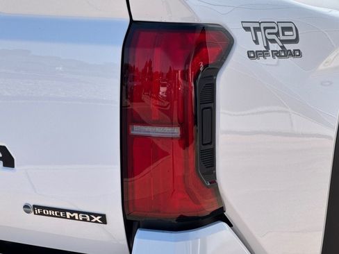 New 2026 Toyota Tacoma TRD Off-Road AWD/4WD image 32