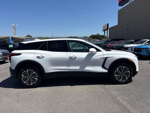Used 2026 Chevrolet Blazer EV LT w/ LPO, All-Weather Mat Package FWD image 2