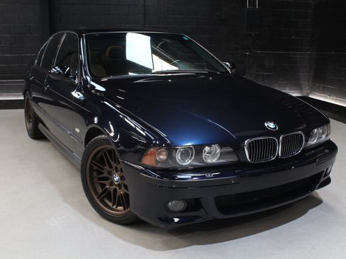 Used 2002 BMW M5 RWD image 9