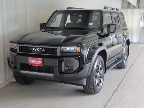 Used 2025 Toyota Land Cruiser w/ Premium Package AWD/4WD image 26