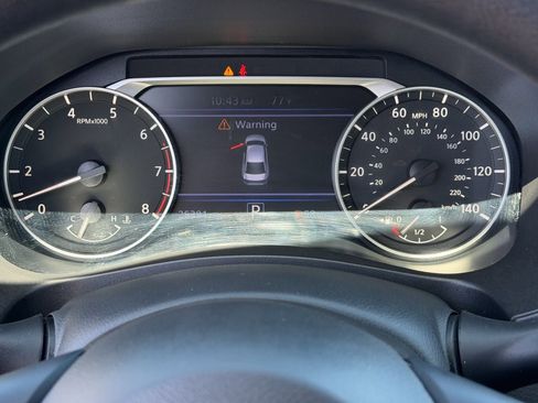 Used 2025 Nissan Altima 2.5 SV FWD image 36