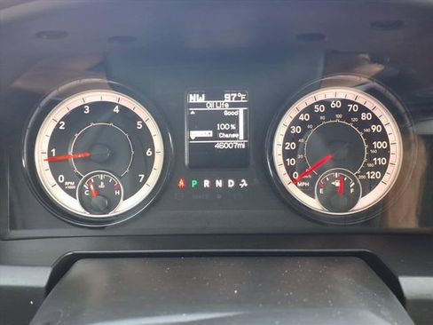 Used 2024 RAM 1500 Classic SLT image 21