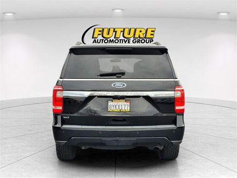 Certified 2021 Ford Expedition XLT image 8