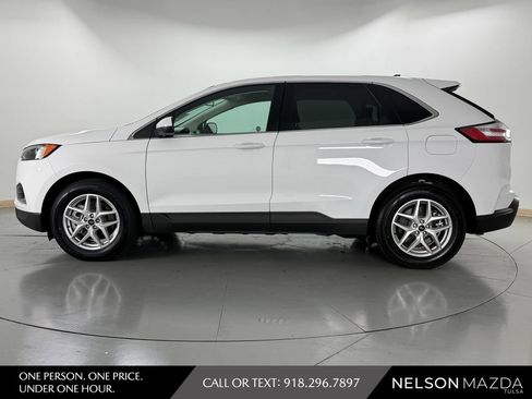 Used 2024 Ford Edge SEL AWD/4WD image 9