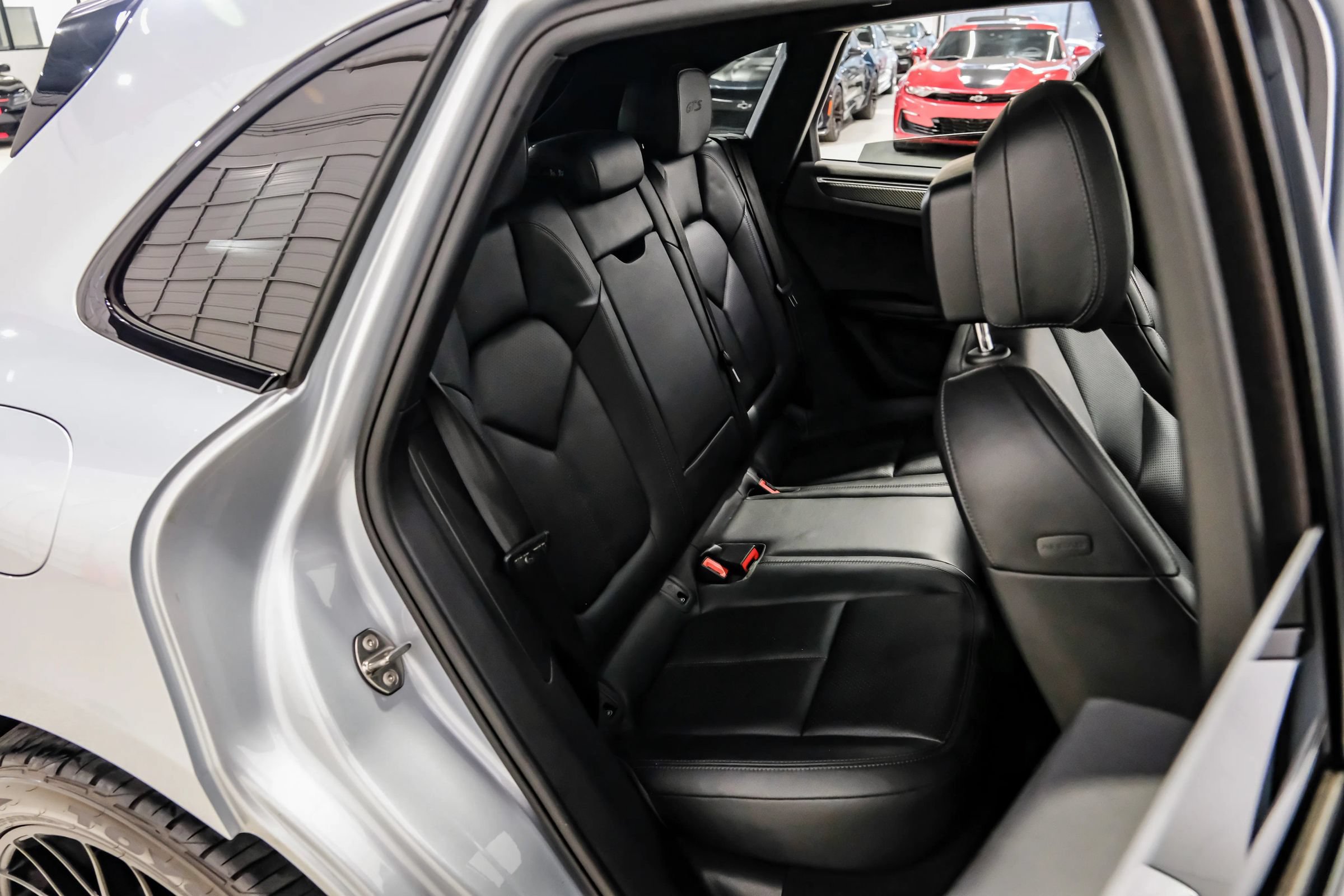 Used 2018 Porsche Macan GTS w/ Premium Package Plus AWD/4WD image 47