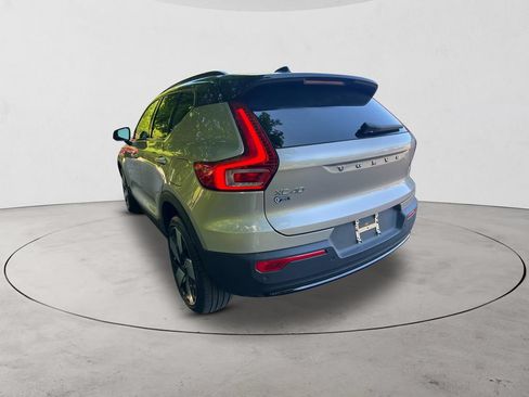 Certified 2023 Volvo XC40 Recharge Ultimate AWD/4WD image 3