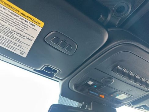 Used 2024 Ford Bronco Badlands image 48