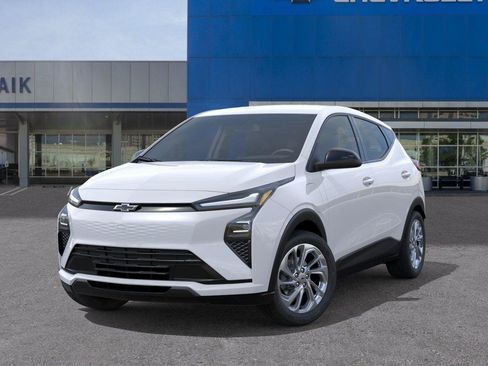 New 2027 Chevrolet Bolt LT w/ Comfort Package FWD image 6