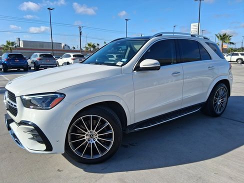 Used 2024 Mercedes-Benz GLE 350 4MATIC image 3