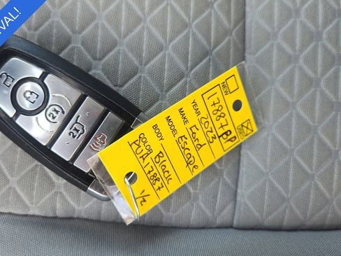 Used 2023 Ford Escape Active w/ Tech Pack #2 AWD/4WD image 23
