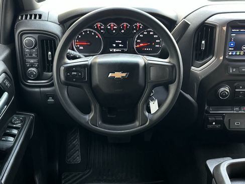 Used 2019 Chevrolet Silverado 1500 Custom w/ Custom Max Trailering Package AWD/4WD image 14