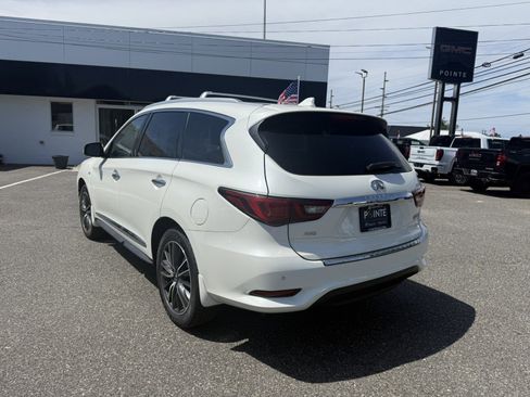 Used 2019 INFINITI QX60 Luxe w/ Essential Package AWD/4WD image 5