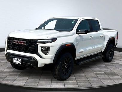New 2026 GMC Canyon Elevation w/ Convenience Package