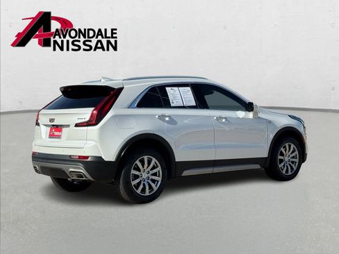 Used 2022 Cadillac XT4 Premium Luxury w/ Enhanced Visibility Package image 7