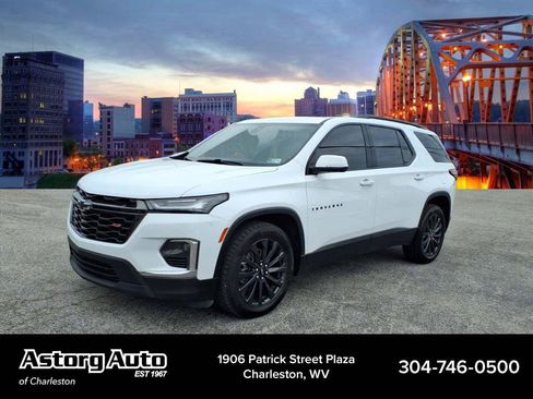 Used 2023 Chevrolet Traverse RS w/ LPO, Floor Liner Package AWD/4WD image 7