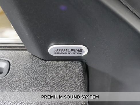 Used 2023 Dodge Charger Scat Pack image 4