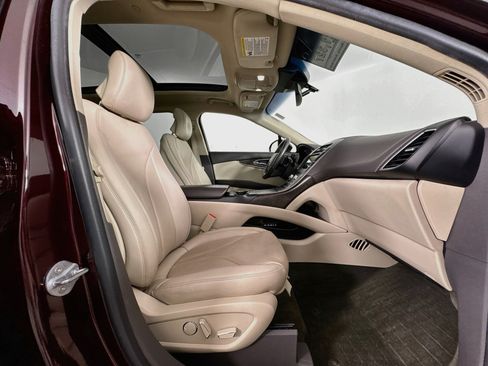 Used 2019 Lincoln Nautilus Reserve AWD/4WD image 31