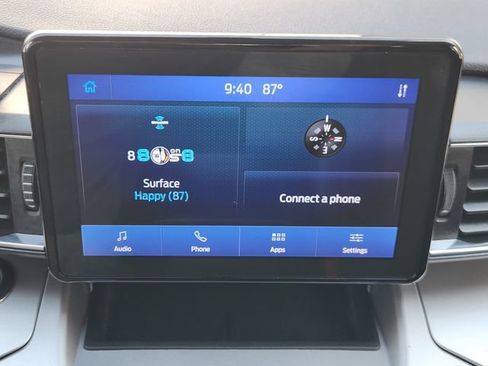 Used 2021 Ford Explorer XLT w/ Equipment Group 202A RWD image 18