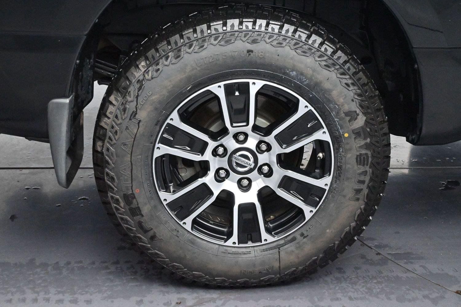 Used 2020 Nissan Titan SV w/ SV Convenience Package AWD/4WD image 34