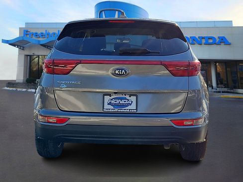 Used 2018 Kia Sportage LX image 7