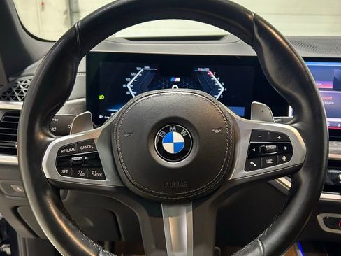 Used 2024 BMW X5 xDrive40i w/ M Sport Package AWD/4WD image 14