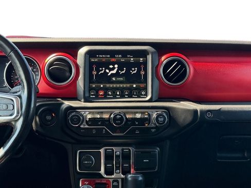 Used 2021 Jeep Gladiator Rubicon w/ Uconnect 4C Nav & Sound Group AWD/4WD image 12