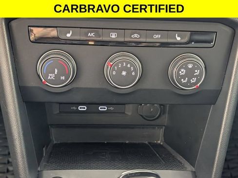 Used 2022 Volkswagen Taos SE AWD/4WD image 21