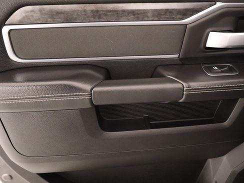 Used 2024 RAM 3500 Big Horn w/ Night Edition image 17