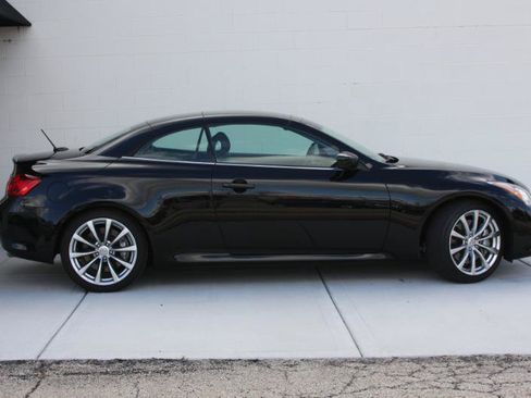 Used 2009 INFINITI G37 Convertible w/ Premium Pkg RWD image 16
