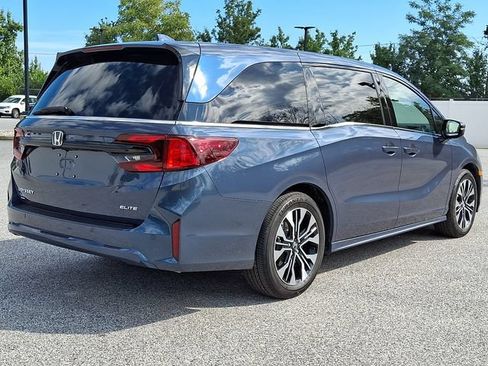 Used 2025 Honda Odyssey Elite image 9