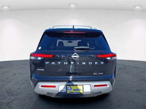 Used 2022 Nissan Pathfinder SL image 24