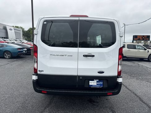 Used 2025 Ford Transit 250 Low Roof w/ Exterior Upgrade Package RWD image 6