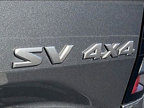 Used 2024 Nissan Frontier SV AWD/4WD image 24
