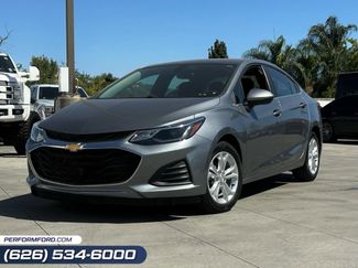 Used 2019 Chevrolet Cruze LT w/ Convenience Package image 1