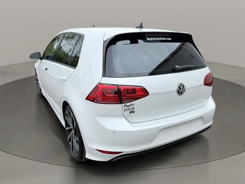 Used 2017 Volkswagen Golf R 4-Door AWD/4WD image 5