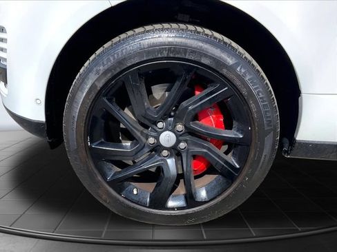 Used 2018 Land Rover Range Rover HSE AWD/4WD image 14