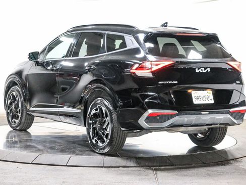 Used 2023 Kia Sportage SX AWD/4WD image 2