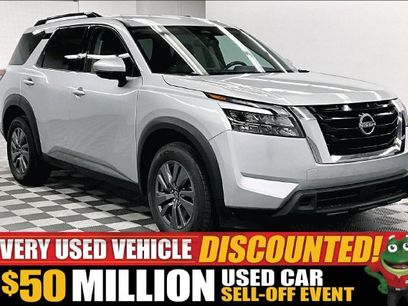 Used 2025 Nissan Pathfinder SV