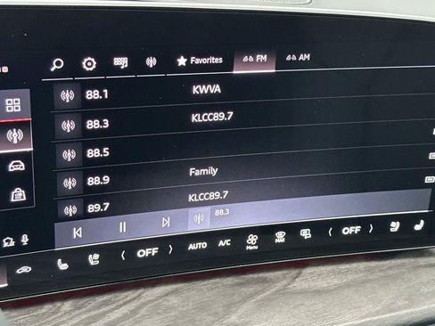 New 2025 Audi Q5 Premium Plus image 17